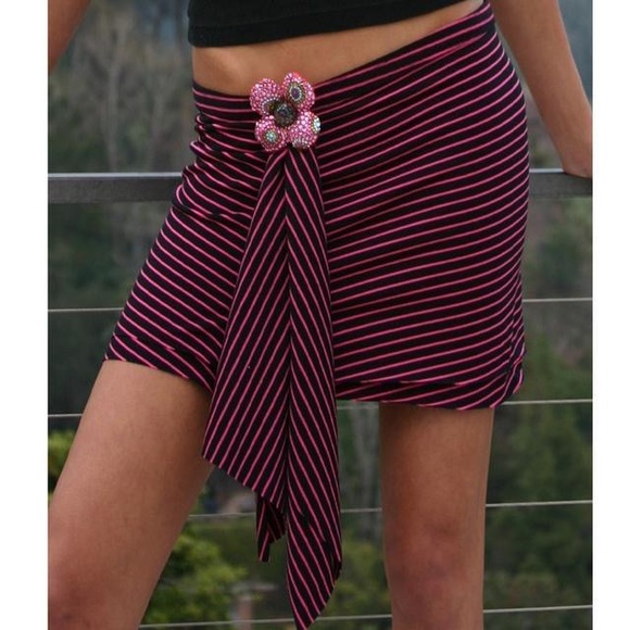 💋XS/SM•TIFFANY ALANA•EMERALD GREEN FLOWY SKIRT/SEXY TOP COMBO💋 - Picture 5 of 7